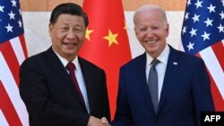 2022年11月14日,中国领导人习近平与美国总统拜登在印度尼西亚会面(法新社)