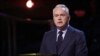 FILE - Pembaca berita BBC Huw Edwards pada Upacara Hari Peringatan Holocaust Inggris di Methodist Central Hall, London, 27 Januari 2020. (Chris Jackson / POOL / AFP)