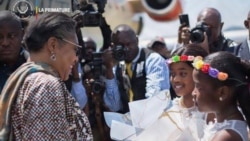 SML: Mobu ya kelasi 2024-2025 ebandisamaki na Lycee Lamba Ntumua na ministre ya yambo Judith Suminwa SML: Mobu ya kelasi 2024-2025 ebandisamaki na Lycee Lamba Ntumua na ministre ya yambo Judith Suminwa