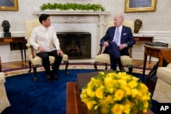 美国总统拜登在白宫会晤到访的菲律宾总统小马科斯。(2023年5月1日)
