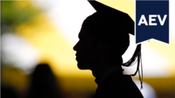 L'Amérique et Vous : Les nouveaux diplômés, le marché de l’emploi et l’intelligence artificielle L'Amérique et Vous : Les nouveaux diplômés, le marché de l’emploi et l’intelligence artificielle