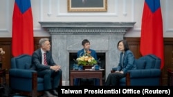 台湾总统蔡英文在台北总统府会晤到访的澳大利亚联邦议会众议员威尔森(Josh Wilson)。(2023年9月26日)
