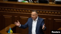波兰总统安德烈·杜达(Andrzej Duda)周日在乌克兰议会发表讲话。