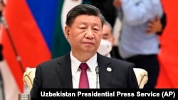 中国领导人习近平在乌兹别克斯坦撒马尔罕出席上海合作组织首脑会议。(2022年9月16日)