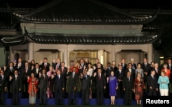参加G20杭州峰会的各国领导人的全家福合影(2016年9月4日)