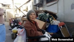 北京维权人士倪玉兰3月26日被强行赶出家门(博讯图片)