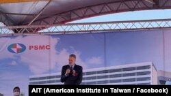 美国在台协会处长郦英杰(Brent Christensen)在台湾出席力积电铜锣晶圆厂破土典礼并致辞。(2021年3月25日)