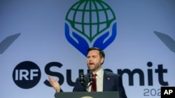 Phó Tổng thống Hoa Kỳ JD Jance phát biểu tại Hội nghị IRF Summit ở thủ đô Washington, ngày 5/2/2025.