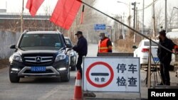 北京通往河北省的郊区村镇道路被封。(资料照:2021年1月12日)