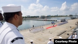 美军斯泰雷特号导弹驱逐舰2017年6月12日抵达中国湛江港访问(美国海军照片)