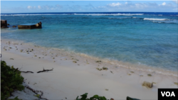 关岛最北端的瑞提迪恩海滩(Ritidian beach),这里是偷渡客从塞班非法入境关岛的登陆点之一。这个海滩距离北马里亚纳群岛最南端的罗塔岛(Rota)只有70公里。