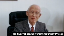 知名诗人余光中 (图片来源:国立中山大学)