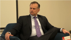 哈德逊研究所高级研究员、退役美国空军准将罗伯特·斯伯丁(Robert Spalding)(美国之音图片)