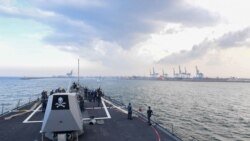 资料照片:美国海军"基德号"导弹驱逐舰抵达印度海岸,准备参加2017年“马拉巴尔”美印日三边海军演习。