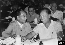 历史照片:中共总书记胡耀邦和中国总理赵紫阳在北京。(1982年9月9日)