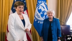 美国财政部长耶伦在财政部会见国际货币基金组织总裁的格奥尔基耶娃(2021年7月1日)