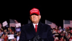 美国总统特朗普2020年11月2日在威斯康星州竞选(路透社)