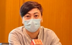 前香港政策透视主席、社工龚伟森表示,当香港公民社会失去政党的凝聚,年青人有很多天马行空的想法,希望去发声,寻找未来的出路 (美国之音/汤惠芸)