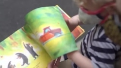 妈妈为儿童书改画新冠特色插图而爆红 妈妈为儿童书改画新冠特色插图而爆红