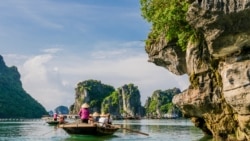 UNESCO cử chuyên gia sang đánh giá rủi ro đối với Vịnh Hạ Long  UNESCO cử chuyên gia sang đánh giá rủi ro đối với Vịnh Hạ Long