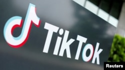 资料照:位于美国加州办公室的TikTok标志(路透社)