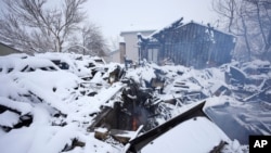 科罗拉多州被山火摧毁的房屋又覆上一层白雪(2022年1月1日)