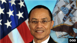 前美军太平洋舰队司令和美军战略司令部司令哈尼上将(Admiral Cecil Haney) (美国国防部照片)