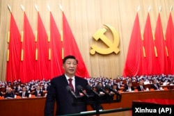 中共领导人习近平在北京人大会堂召开的中共二十大开幕式上讲话。(2022年10月16日)