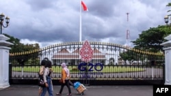 图为印度尼西亚巴厘岛即将举行20国集团峰会的日惹王宫门前(2022年10月30日)