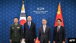 中国和韩国外交和国防部门副部级高官2024年6月18日在首尔举行了新机制下的第一次外交安全对话。(媒体联访照片)