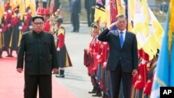 韩朝鲜领导人历史性会晤欢迎仪式(韩国官方提供)