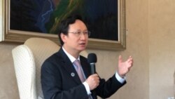 台湾侨务委员会委员长童振源2021年9月9日在华盛顿双橡园举行记者会(美国之音锺辰芳拍摄)