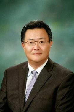 韩国外国语大学国际地区研究中心主任康埈荣(照片由本人提供)