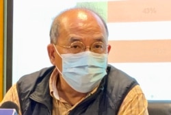 香港民意研究所副行政总裁钟剑华表示,政府收紧查册摆明就是不想传媒继续查册,担心有可能助长选举舞弊,令选举更不公平 (美国之音/汤惠芸)