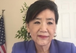 来自加州的联邦众议员赵美心在首映式上。(Zoom,勇士新电影)