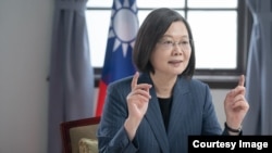 台湾总统蔡英文在“哥本哈根民主高峰会”发表演说。 (图片来源:台湾总统府)