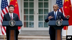 美国总统奥巴马与中国国家主席习近平在白宫记者会上(2015年9月25日)