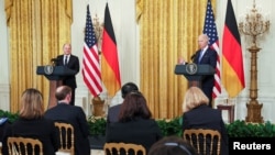 美国总统拜登和德国总理朔尔茨在白宫举行联合记者会(2022年2月7日)