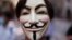 香港一名戴着盖伊·福克斯面罩的抗议者反对港府的禁蒙面法。(2019年10月4日)
